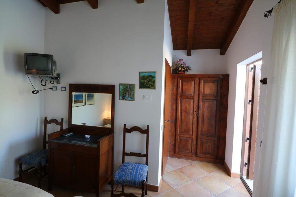 Fossato di Vico Santa Croceヴィラ エクステリア 写真